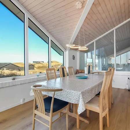 Hilmer - 180m From The Sea By Interhome Nyaraló