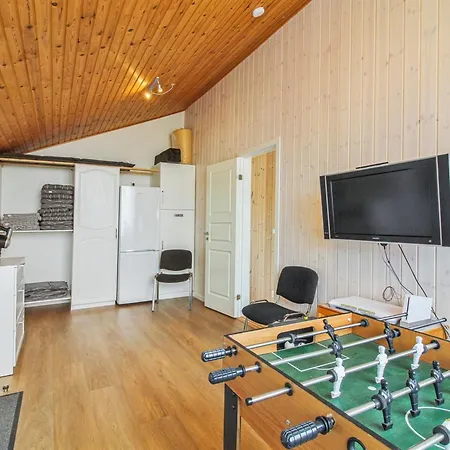 Hilmer - 180m From The Sea By Interhome