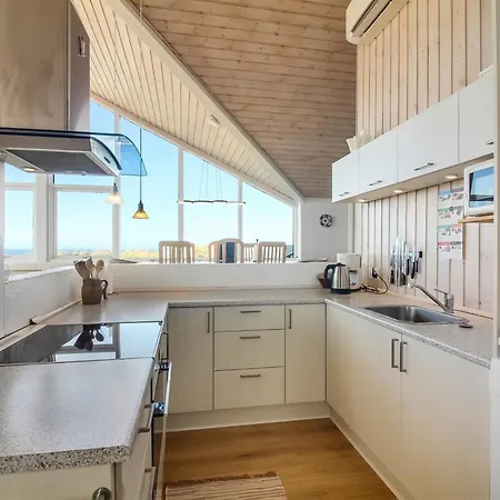 Hilmer - 180m From The Sea By Interhome
