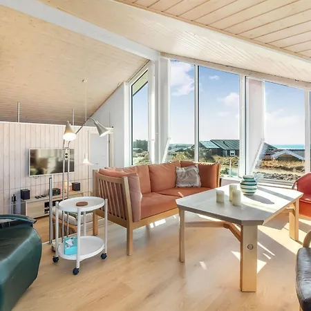 Hilmer - 180m From The Sea By Interhome
